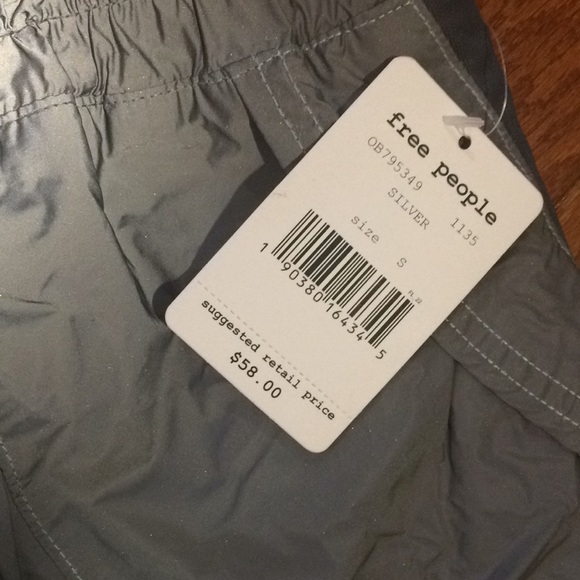 SOLD NWT Free People Movement Reflective Aurora Shorts - Picture 11 of 12